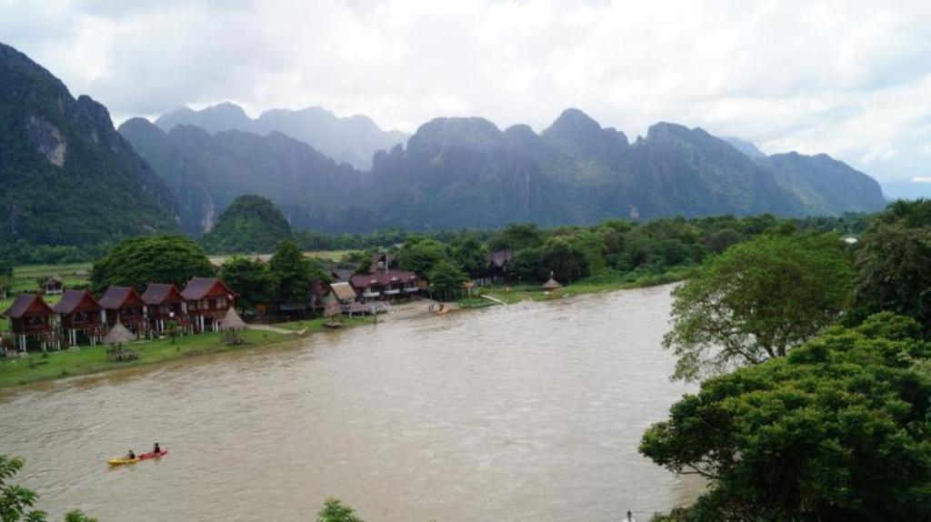 โรงแรมวันสนา วังเวียง ภายนอก รูปภาพ