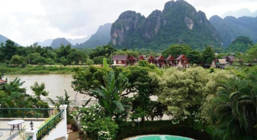 โรงแรมวันสนา วังเวียง ภายนอก รูปภาพ